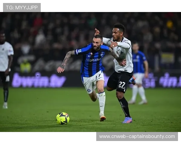 劳塔罗点射瞬间冷静施压,国米客场占据主动